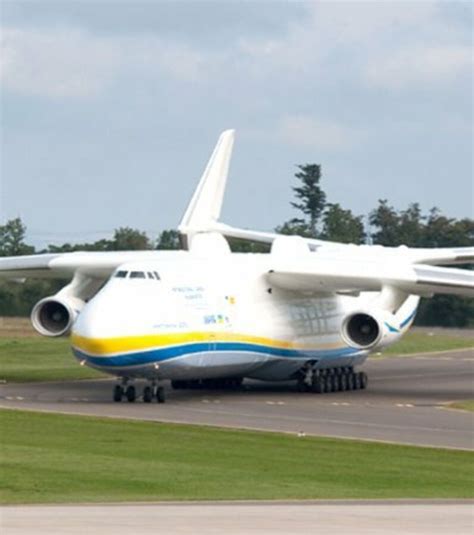 Photos Le plus gros avion du monde découvrez l Antonov An 225 Mriya