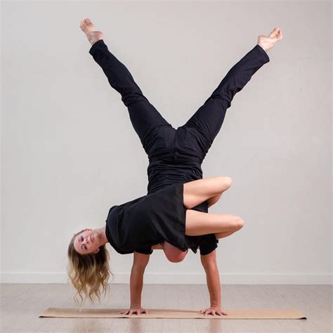 Handstands The Foundation Of Partner Acrobatics