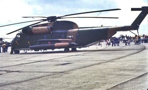 Hh C Hh C Of The Usaf On Show At Greenham Comm Flickr