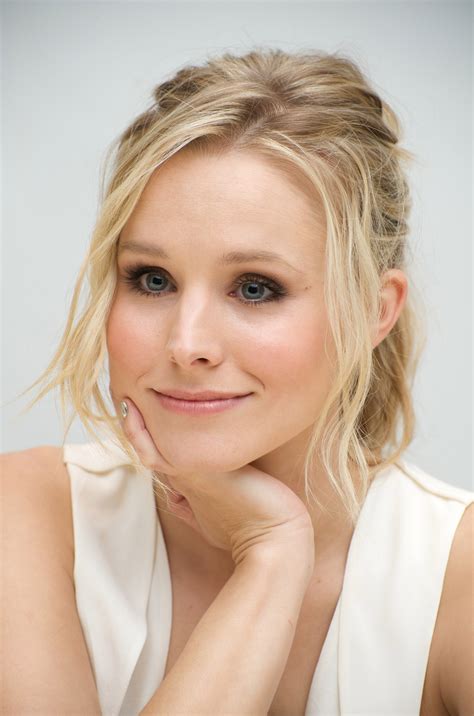 Kristen Bell Sexy