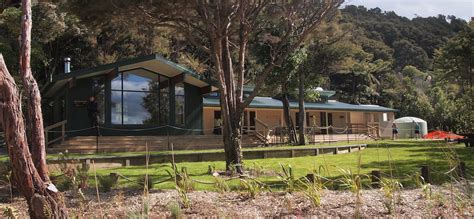 Anchorage Hut Abel Tasman Nz Hut Abel Tasman Tasman