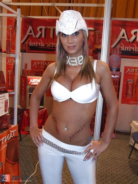 Scorching Foolish Pound Girls ZB Porn