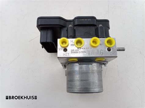 ABS Pump Skoda Fabia III Combi 1 0 TSI 12V 6R0907379BA DKLD BOSCH