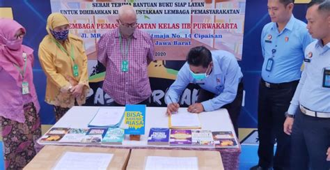 Perpustakaan Nasional Hibahkan 1000 Buku Bacaan Untuk Lapas Purwakarta