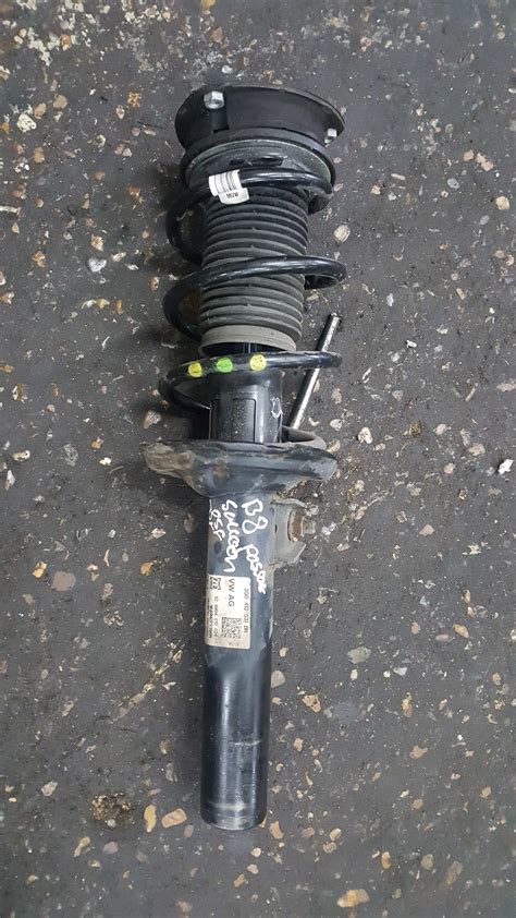 Volkswagen Passat B8 Saloon 2015 2022 OSF Driver Side Shock Absorber 2