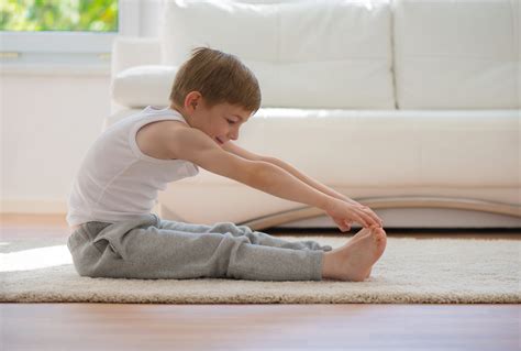 Ejercicios para niños en casa Vídeo Comillas Contigo