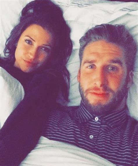The Bachelorettes Kaitlyn Bristowe And Shawn Booth Pose Possibly Naked On Instagram See The