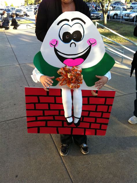 A Humpty Dumpty Costume I Made Alice In Wonderland Play Pinterest