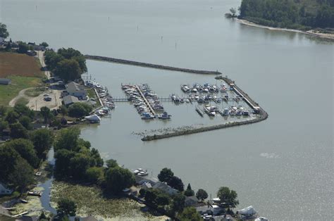 Swan Boat Club in Newport, MI, United States - Marina Reviews - Phone ...