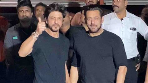 Shahrukh Khan And Salman Khan Latest Look Leaked From Sets Of Tiger 3