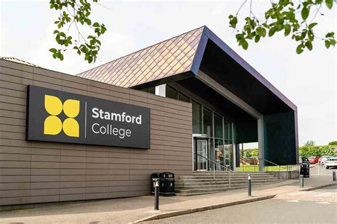 Campus Tour Stamford College