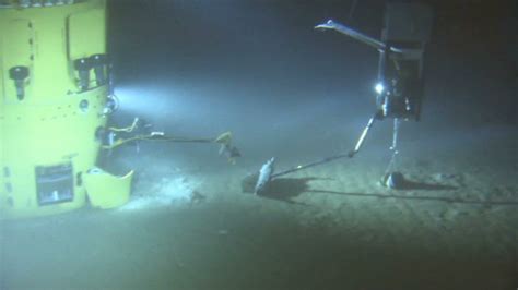 James Cameron Emerges From Alien World At Oceans Depths Cnn