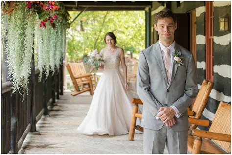 Summer Wedding At Buffalo Trace Distillery In Frankfort Ky Summer