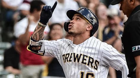 Milwaukee Brewers TRADE Kolten Wong To Seattle Mariners MLB News