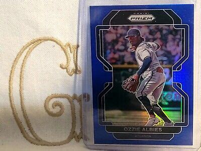 Ozzie Albies Atlanta Braves 2022 Panini Prizm Blue Prizm Parallel 19