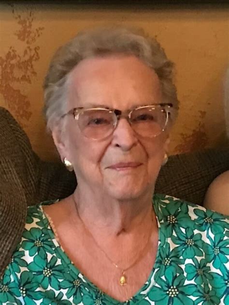 Obituary Of Isabelle Jean Watson Tj Tracey Cremation And Burial S