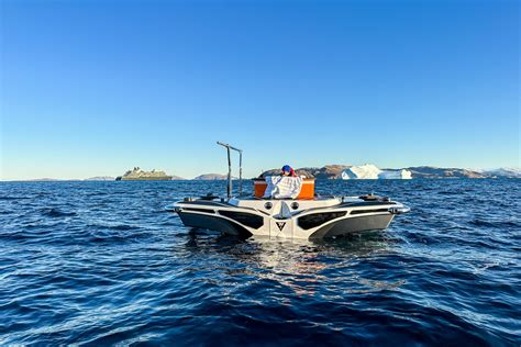 1,000 feet under the sea: What it's like to ride a cruise ship ...