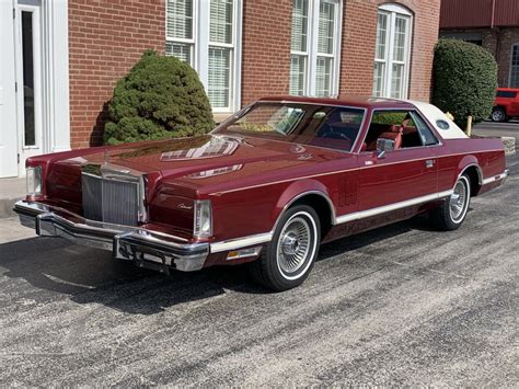 1979 Lincoln Continental Mark V at Dallas 2021 as F162 - Mecum Auctions