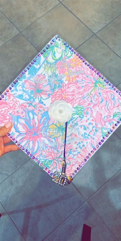 Lilly Pulitzer Grad Cap In 2024 Graduation Cap Decoration Cap Decorations Grad Cap Decorated