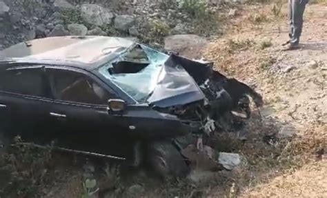 Mp 4 Dead After Speeding Baleno Rams Into Divider On Nh 30 In Maihar