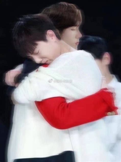 Pin By Claudia Pires On Xiao Zhan E Yibo Wang Cute Gay Couples Cute Actors Gay Relationship