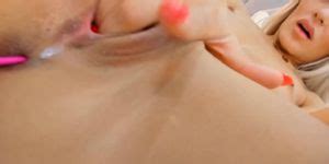 Super Fit Blonde Fingering Her Big Hole Pussy Tnaflix