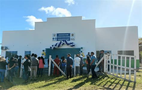 Prefeitura inaugura duas unidades básicas de saúde em comunidades