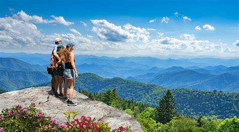 The Best Time To Visit The Great Smoky Mountains National Park Lonely