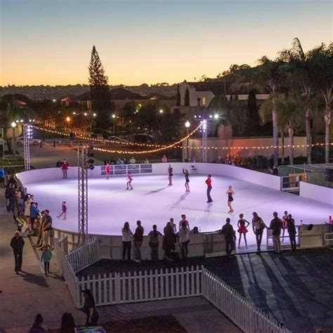 Holiday Ice Skating In San Diego Lace Up For Season At Liberty