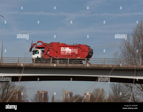 Biffa Lorry Hi Res Stock Photography And Images Alamy