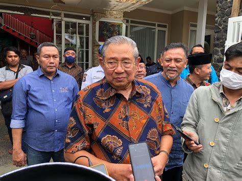 SBY Kunjungi Malang Untuk Belanja Lukisan