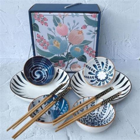 Kerajinan Keramik Set Piring Dan Mangkok Motif Jepang Box Cantik Di