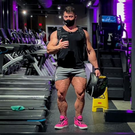 TW Pornstars - Derek Bolt. Twitter. It was leg day today. Thank god I