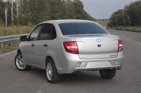 Задние бампера На Гранту Снайпер с выделением в черное — LADA Гранта, 1 ...