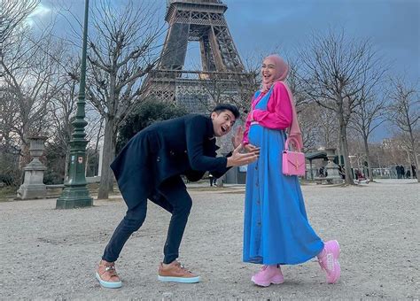 Penyakit Ain Jadi Penyebab Ria Ricis Baru Umumkan Kehamilannya