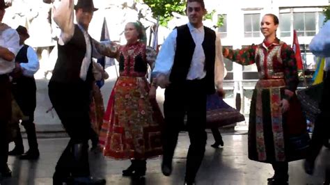 Danse Folklorique Hongroise Youtube