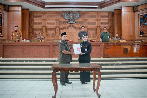 Bupati Klaten Sampaikan Pengantar Rancangan Nota KUA PPAS APBD