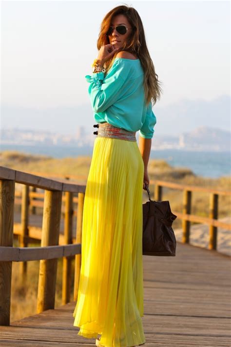 How To Wear Chiffon Maxi Skirt