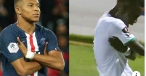 Gana imite sa célébration voici la réaction hilarante de Mbappé