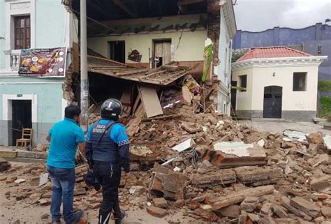 Colapsa Casa Patrimonial En Chimbacalle