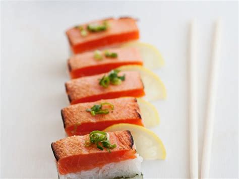 Oshi Sushi Mit Lachs Rezept Eat Smarter