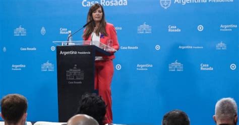 El Gobierno Aclaró Que La Prohibición De Compras De Pasajes Al Exterior En Cuotas “es Momentánea