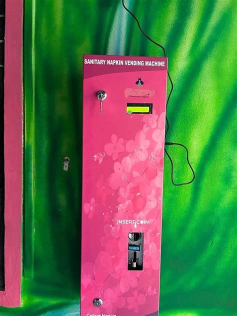 Automatic Sanitary Napkin Vending Machine At Rs Sanitary Pad