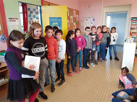 Noël avec nos parrains Ecole Sainte Marie CHAUMES EN RETZ