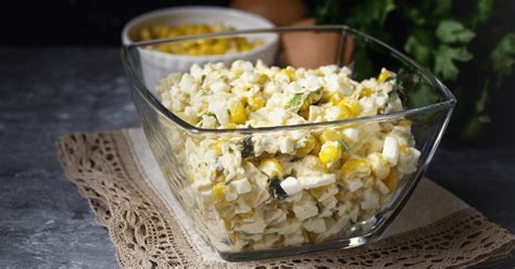 Ensalada De Pollo Desmenuzado Con Elote Y Mayonesa Sencilla De Hacer