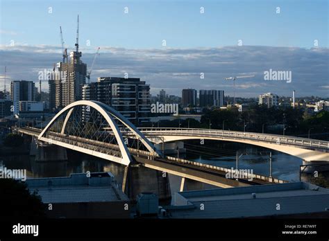 Merivale Bridge and Go Between Bridge, early morning, Brisbane, Queensland, Australia Stock ...