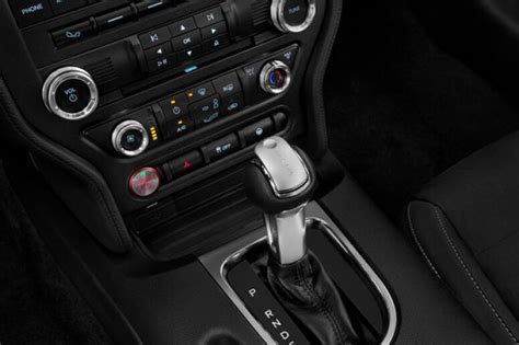 2022 Ford Mustang: 257 Interior Photos | U.S. News