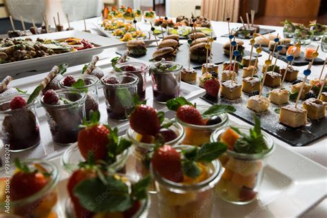 Fingerfood-Buffet in der Gastronomie Stock Photo | Adobe Stock