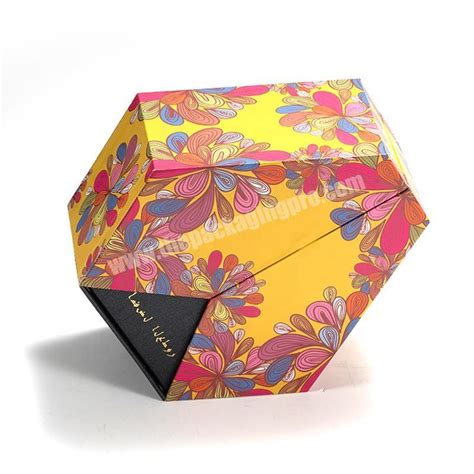 Custom Cardboard Box Packaging Flower Design Packaging Rhinestone