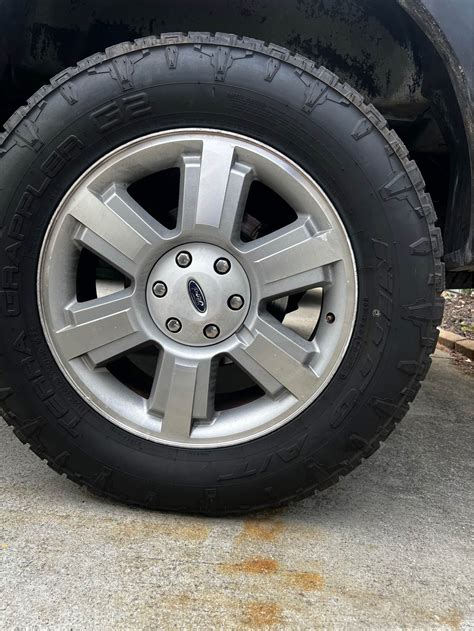2004-08 ford f-150 rims and tires - Car Wheels, Tires & Parts - Atlanta